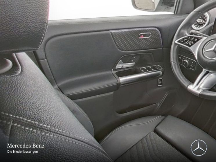 Mercedes-Benz GLA 180 GLA 180
