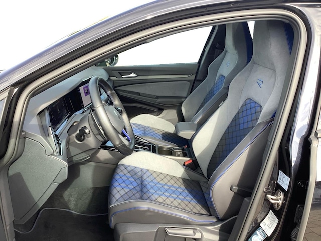 Volkswagen Golf 2.0 TSI DSG Golf VIII