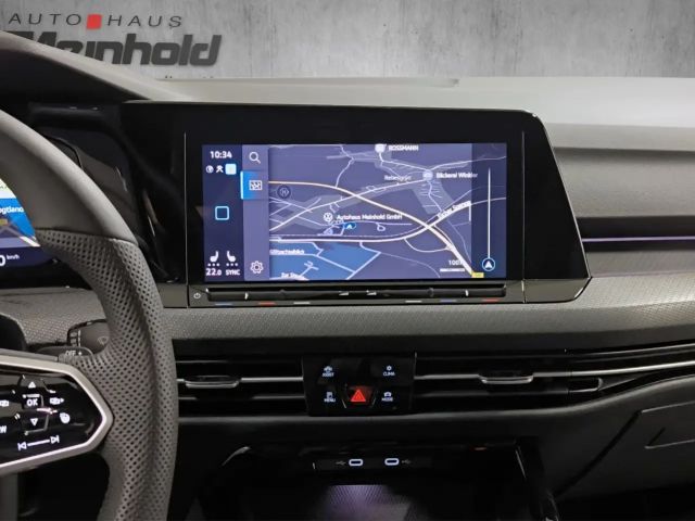 Volkswagen Golf 1.5 TSI DSG R-Line