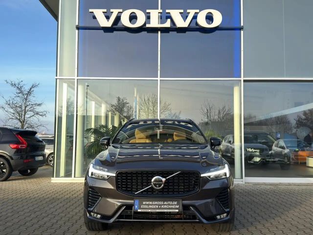 Volvo XC60 AWD Dark Plus