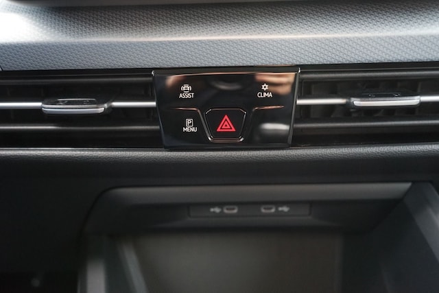 Volkswagen Golf 1.5 TSI Golf VIII IQ.Drive