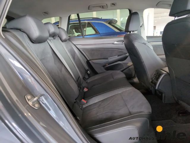 Volkswagen Golf DSG Golf VIII Style Variant