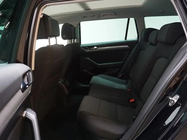 Volkswagen Passat 2.0 TDI Business DSG