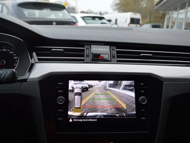 Volkswagen Passat DSG GTE Variant