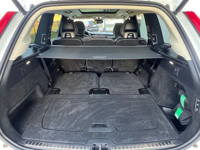 Volvo XC90 AWD Dark T8 Ultimate