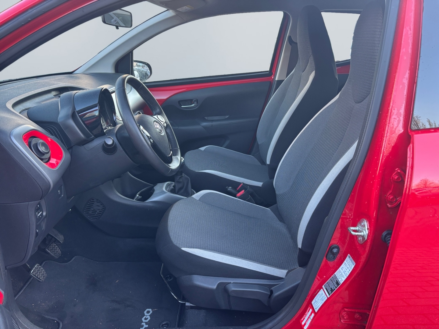 Toyota Aygo 5-deurs Play X-play