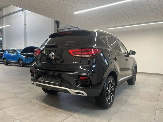 MG ZS Luxury