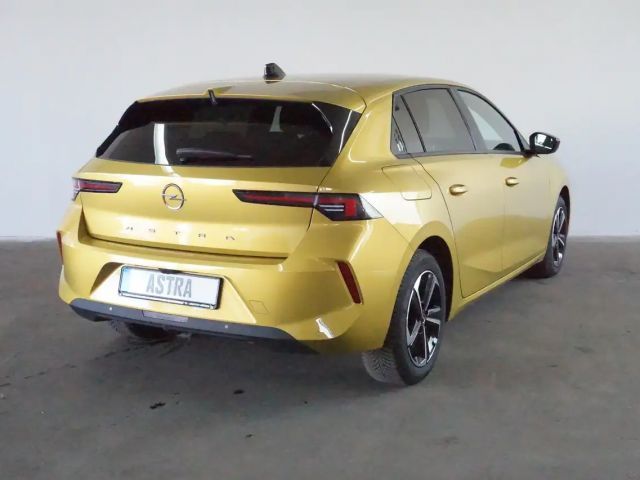 Opel Astra Edition