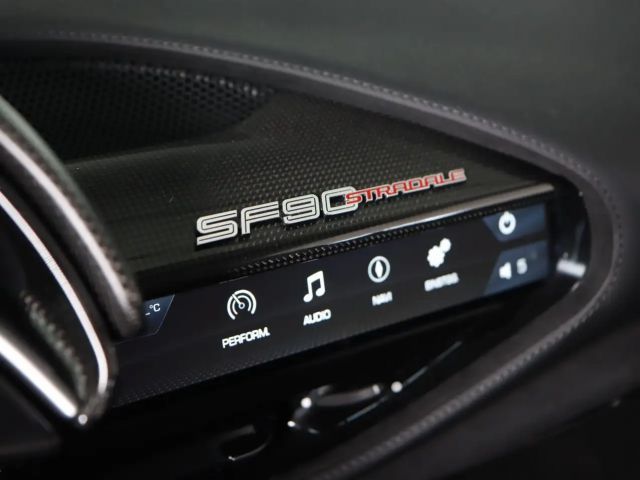 Ferrari SF90 Stradale