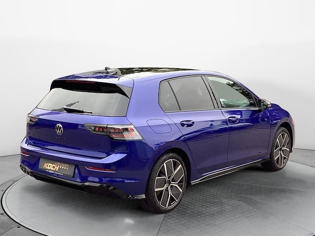 Volkswagen Golf 1.5 eTSI DSG R-Line