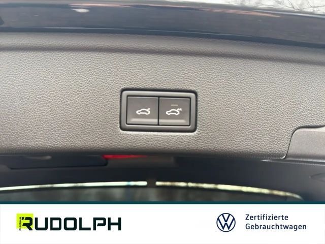 Volkswagen Touareg 3.0 V6 TDI 4Motion R-Line