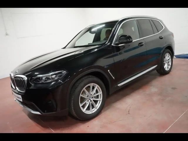 BMW X3 FACELIFT - LEDER - AUTOMAAT -