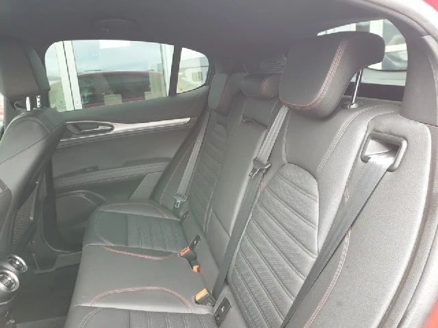 Alfa Romeo Stelvio Q4