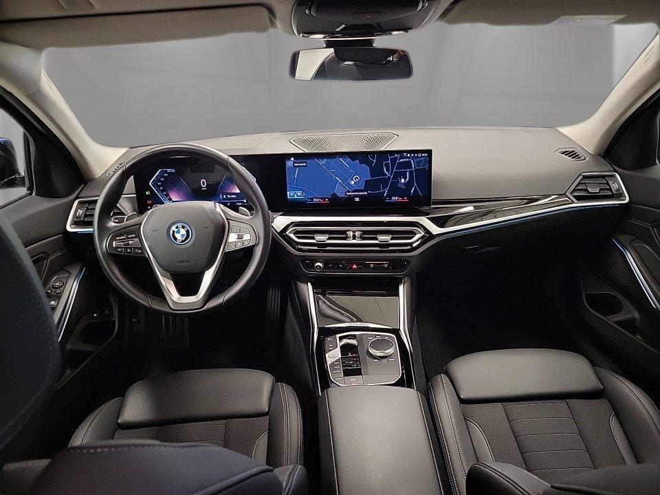 BMW 320 320e Touring