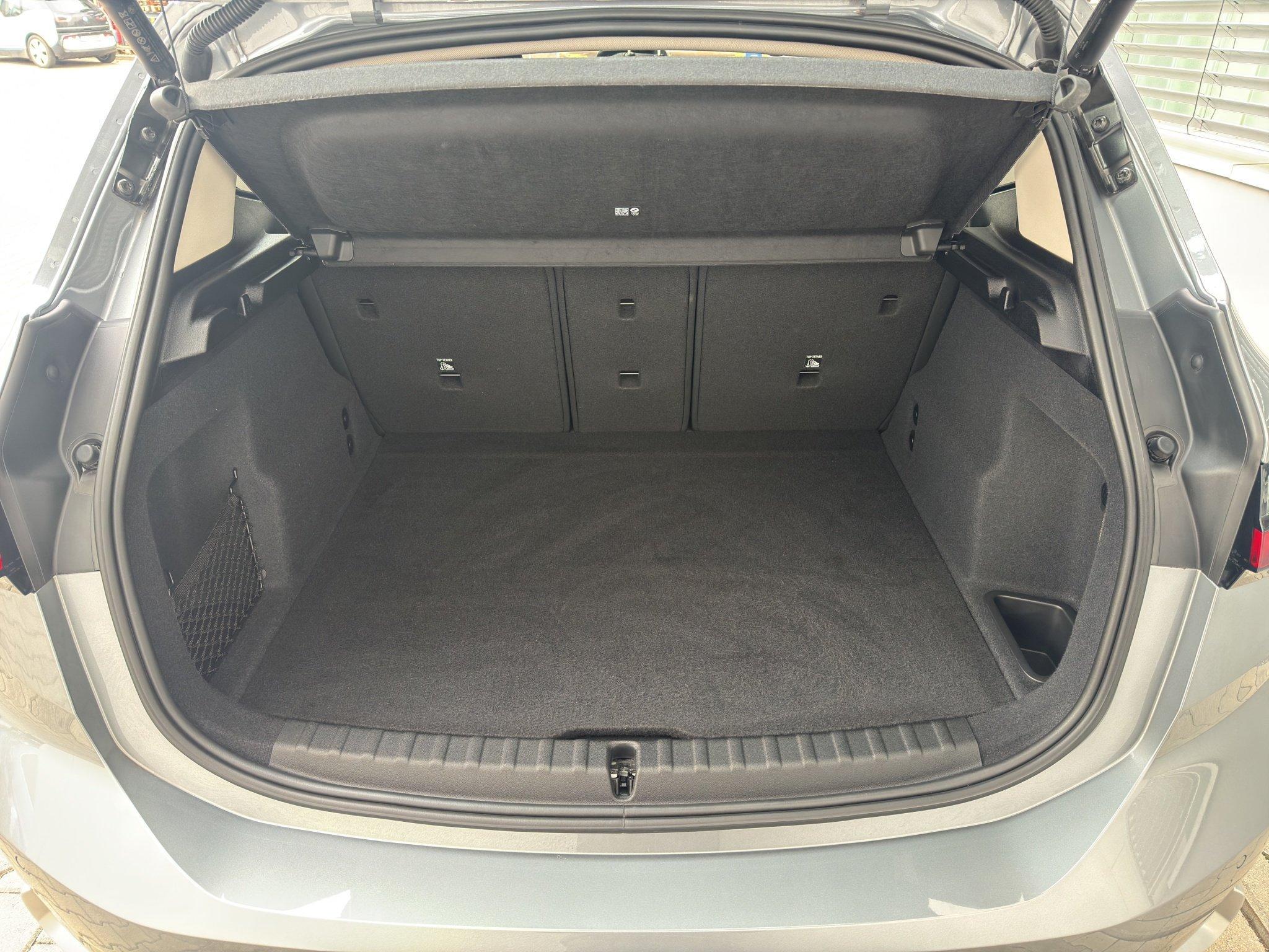 BMW 218 218i Active Tourer