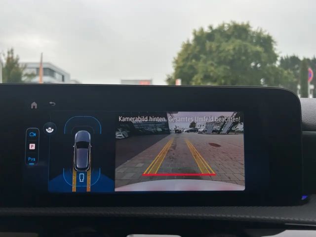 Mercedes-Benz A 200 AMG Line Hatchback