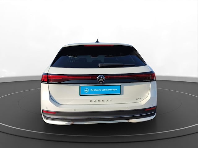 Volkswagen Passat 1.5 eTSI Business Variant
