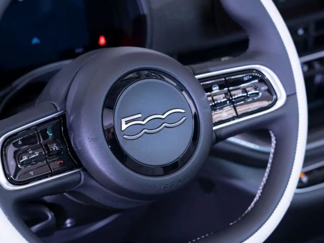 Fiat 500e La Prima by Bocelli