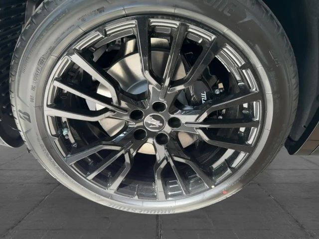 Maserati Grecale MHEV Modena