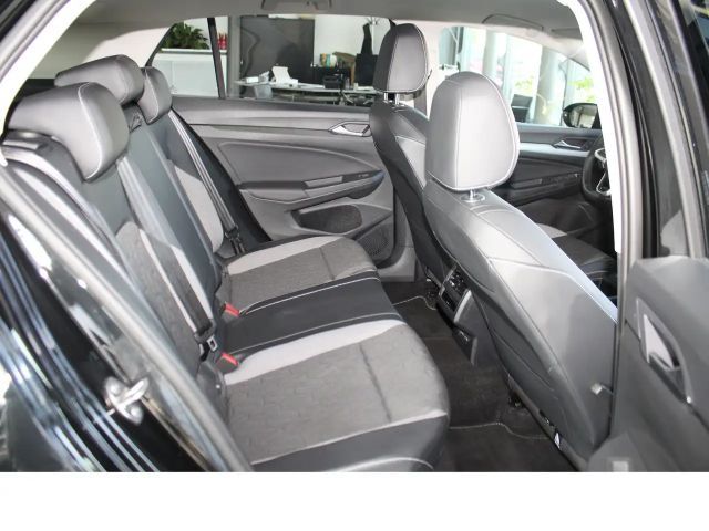 Volkswagen Golf 2.0 TDI DSG
