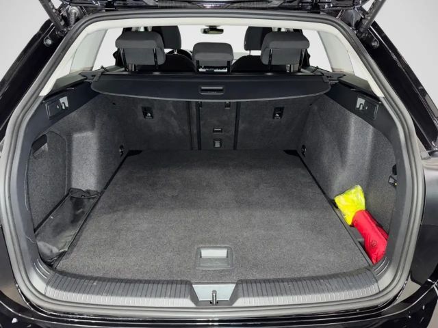 Volkswagen Golf 2.0 TDI DSG Style Variant