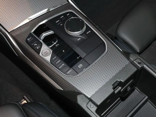 BMW 330 330e M-Sport Sedan