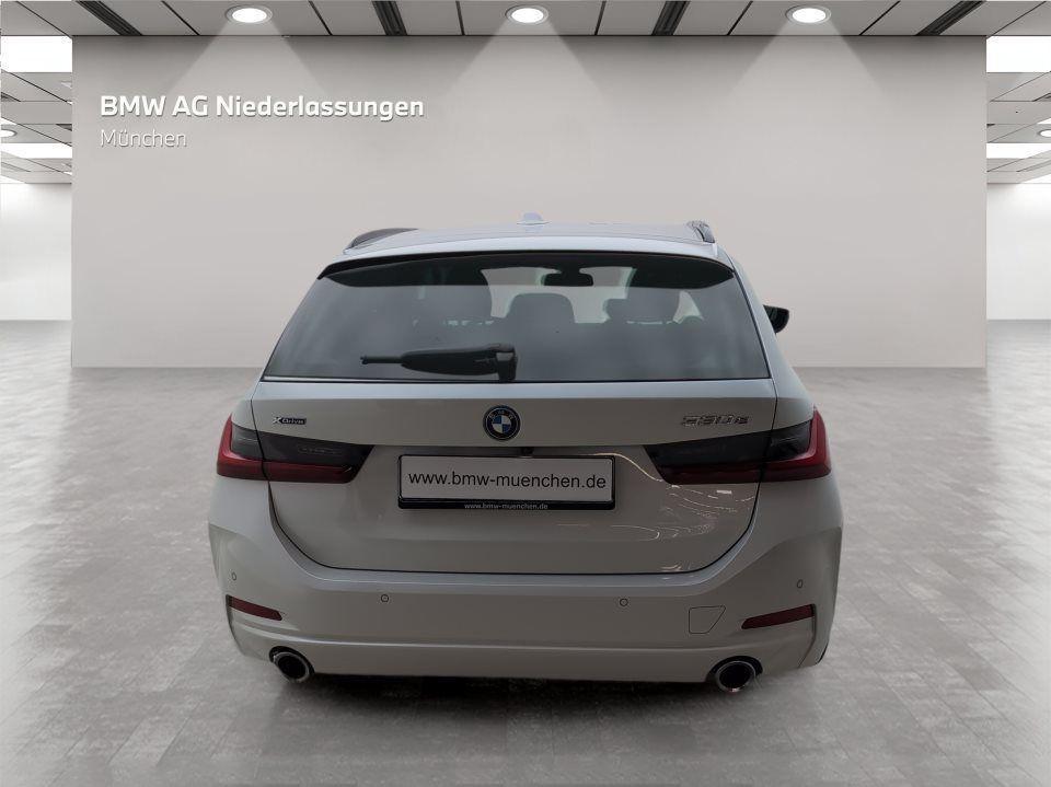 BMW 330 330e Touring xDrive