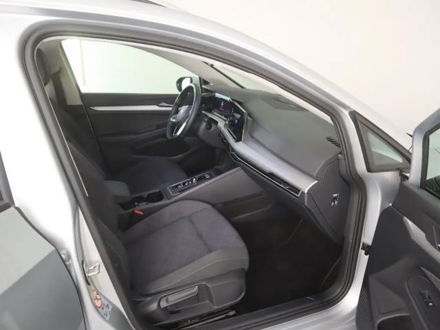 Volkswagen Golf DSG Life Variant