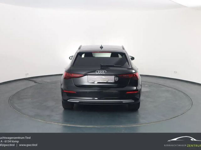 Audi A3 Hybride S-Line Sedan