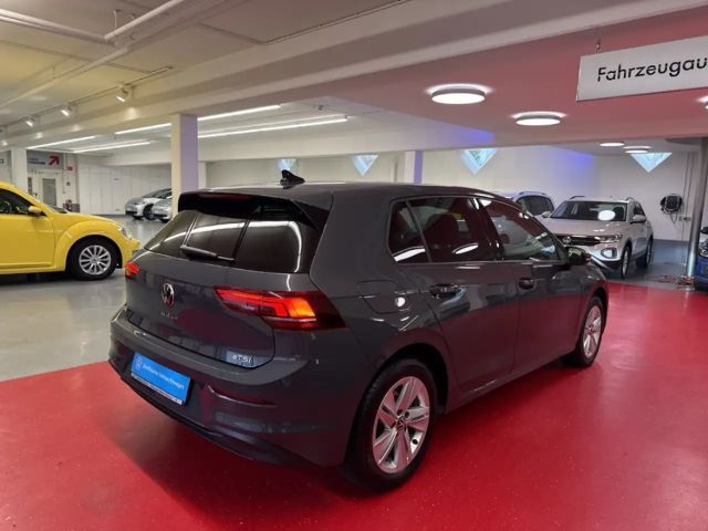 Volkswagen Golf 1.5 eTSI DSG Life