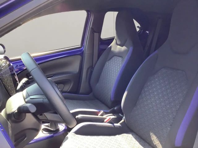 Toyota Aygo X Hatchback Team D