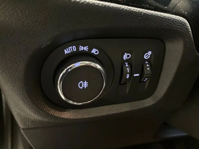 Opel Corsa 1.2 Turbo Edition Turbo