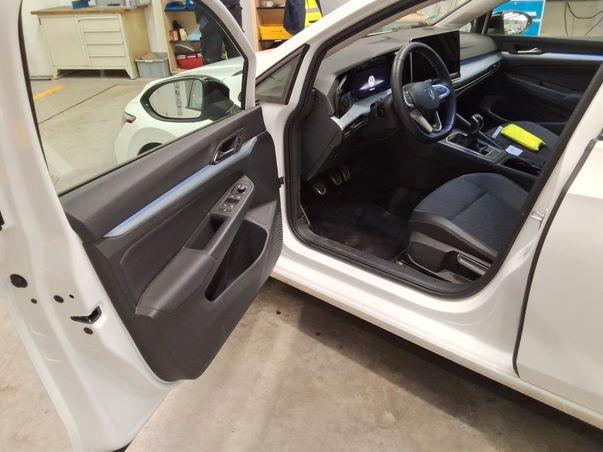 Volkswagen Golf 1.5 TSI