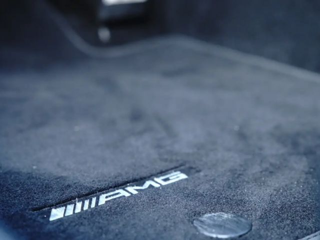 Mercedes-Benz C 180 AMG Line Estate