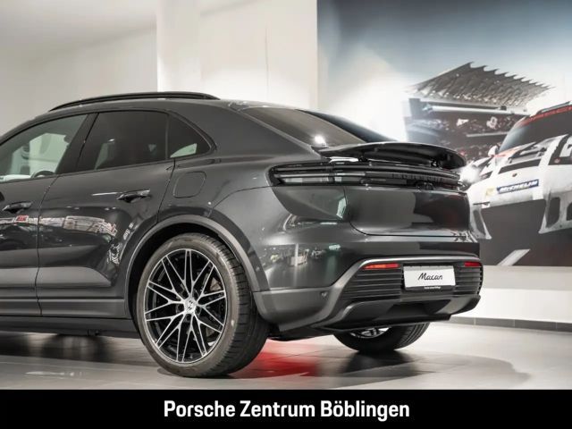 Porsche Macan 4