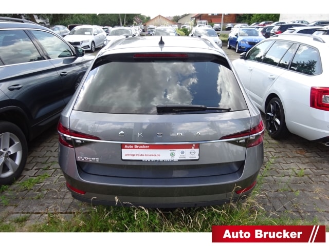 Skoda Superb 2.0 TDI Combi Style Style