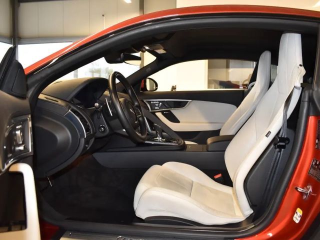 Jaguar F-Type Coupe R-Dynamic