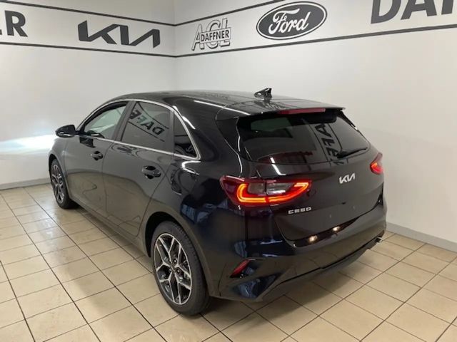 Kia Ceed Ultimate Edition VerkehrszeichenERK Kamera