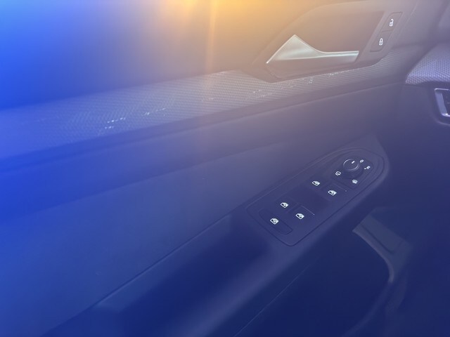 Volkswagen Golf 1.5 eTSI Style