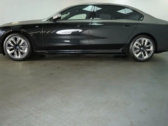 BMW i7 M-Sport Sedan xDrive60