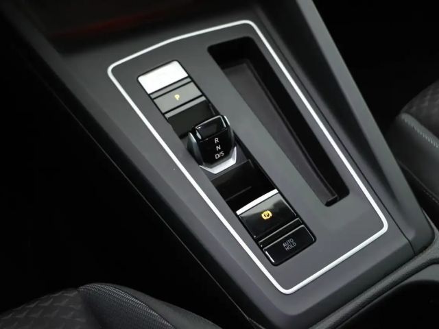 Volkswagen Golf 2.0 TDI DSG Golf VIII IQ.Drive