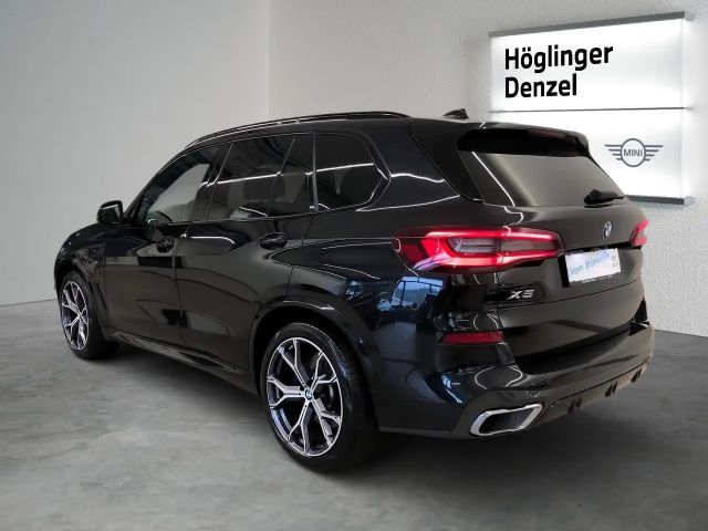 BMW X5 xDrive45e