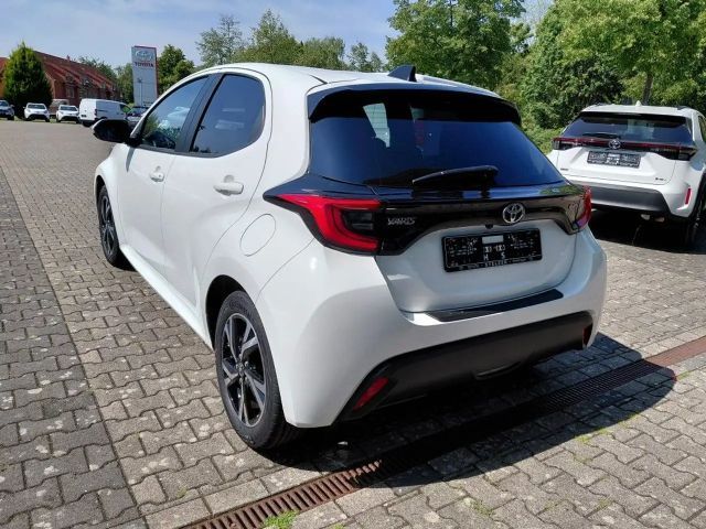 Toyota Yaris Hatchback Hybride VVT-i