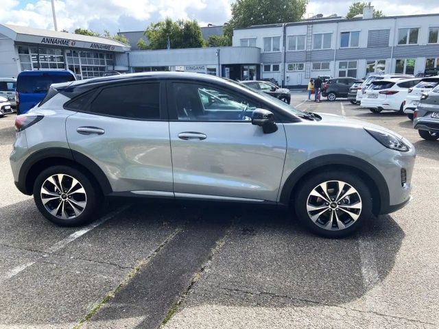 Ford Puma EcoBoost Titanium