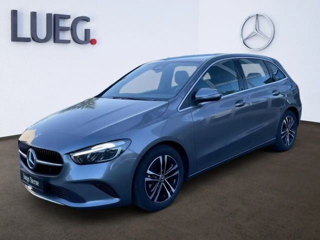 Mercedes-Benz B 180 Progressive Sedan