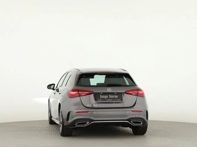 Mercedes-Benz A 200 A 200 d AMG Line