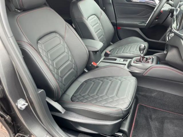 Ford Focus ST Line Wagon