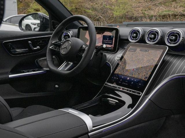 Mercedes-Benz C 200 AMG Line Sedan