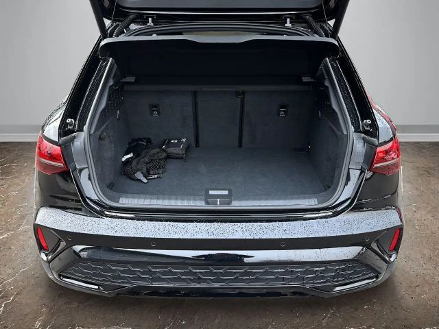 Audi A3 35 TFSI S-Line S-Tronic Sedan