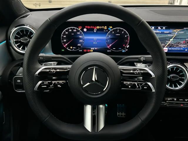 Mercedes-Benz A 200 AMG Line